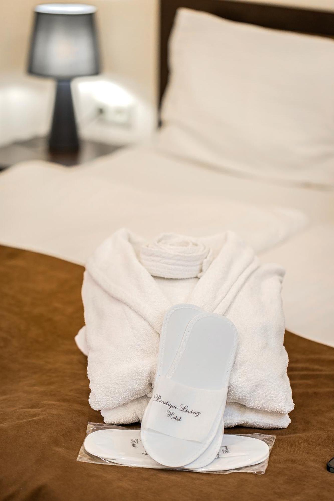 Boutique Living Hotel Jerevan Exteriör bild