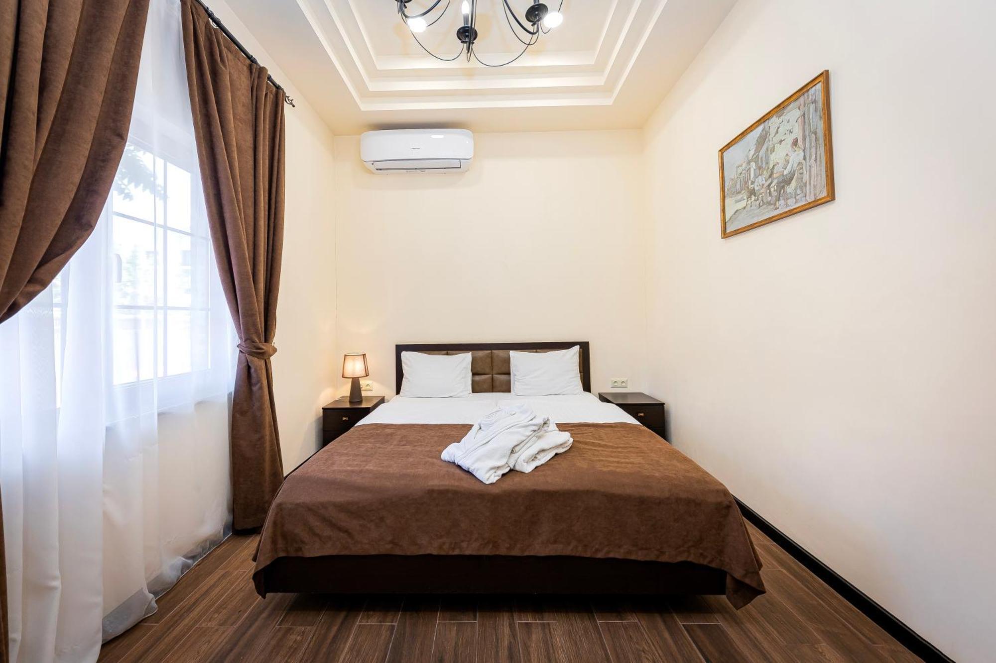 Boutique Living Hotel Jerevan Exteriör bild