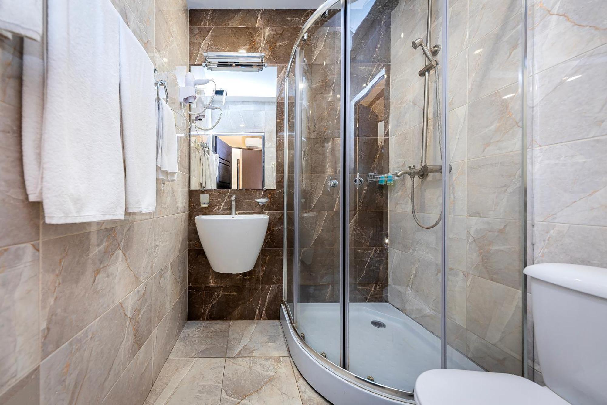 Boutique Living Hotel Jerevan Exteriör bild