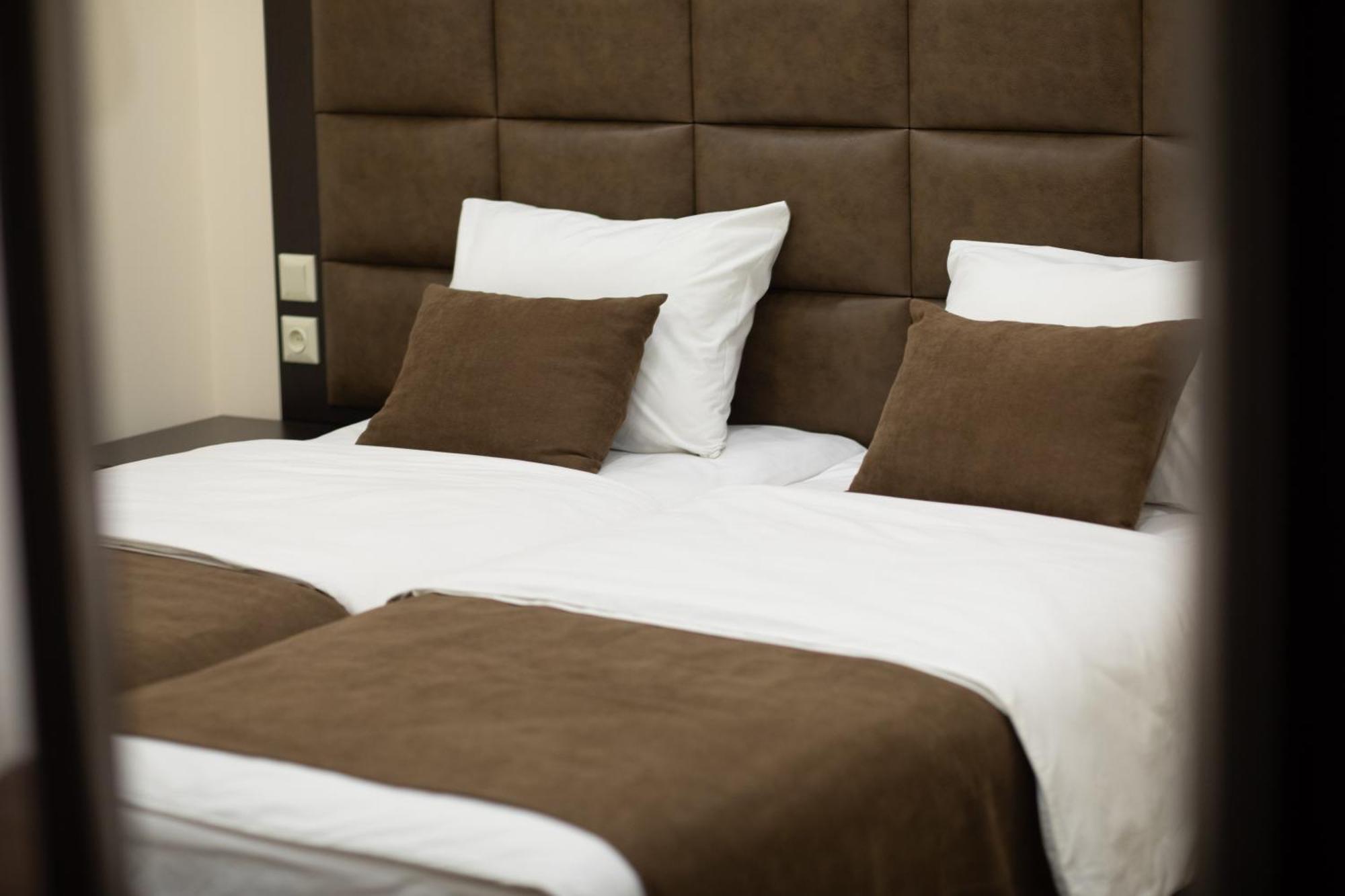 Boutique Living Hotel Jerevan Exteriör bild