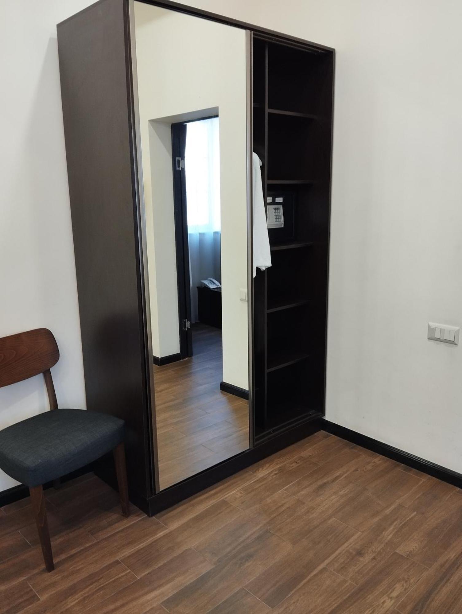 Boutique Living Hotel Jerevan Exteriör bild