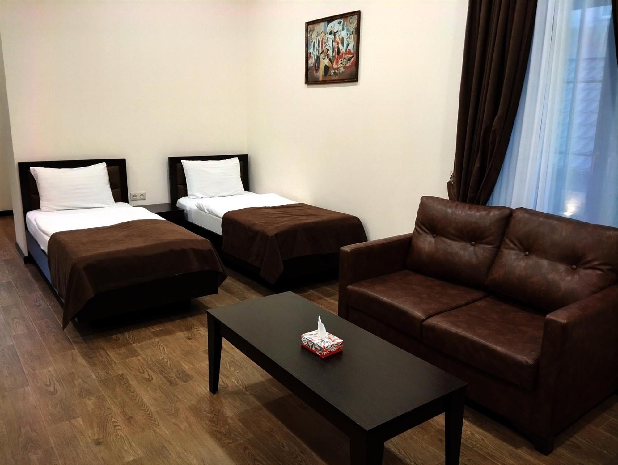 Boutique Living Hotel Jerevan Exteriör bild